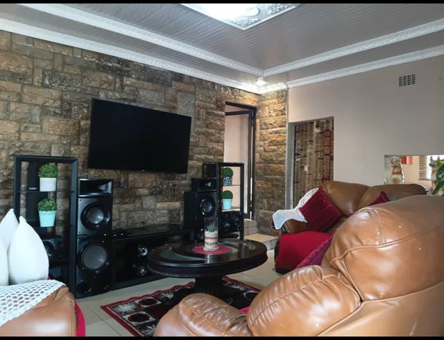 3 BEDROOM FREESTANDING FOR SALE IN GAMALAKHE